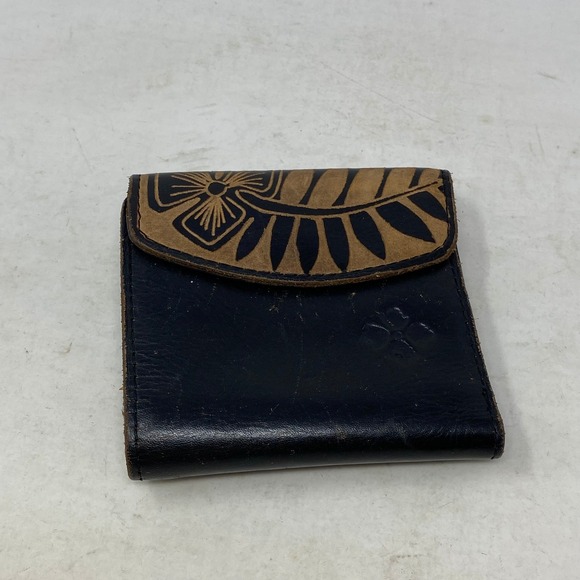 Patricia Nash Handbags - Patricia Nash Black Italian Leather Trifold Wallet Floral Kiss Lock Coin Pouch